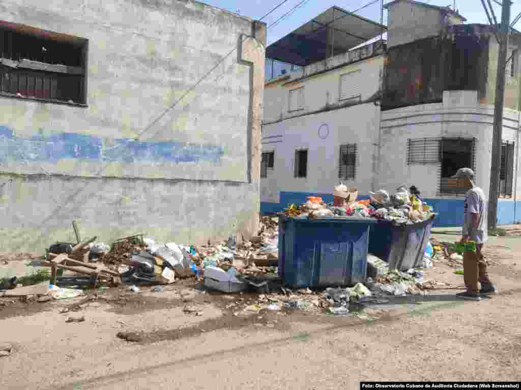 Basurero en el Cerro / Foto: Observatorio Cubano de Auditoría Ciudadana (Informe: La Habana, capital de los desechos)