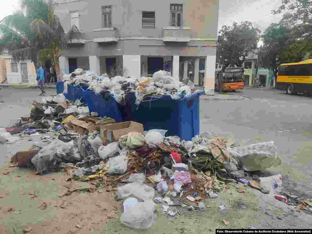 Basurero en Diez de Octubre / Foto: Observatorio Cubano de Auditoría Ciudadana (Informe: La Habana, capital de los desechos)